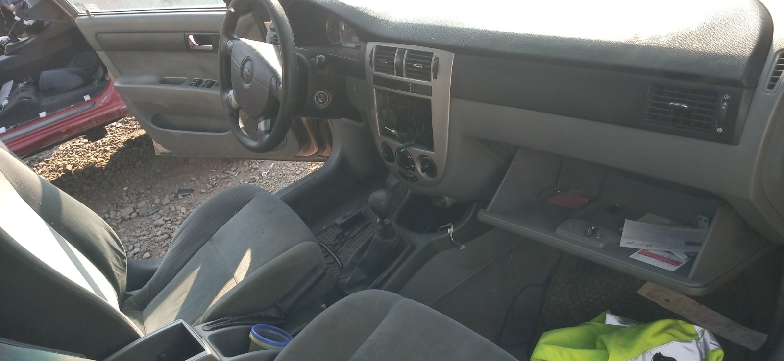  Chevrolet OPTRA 2006    EN DESARME